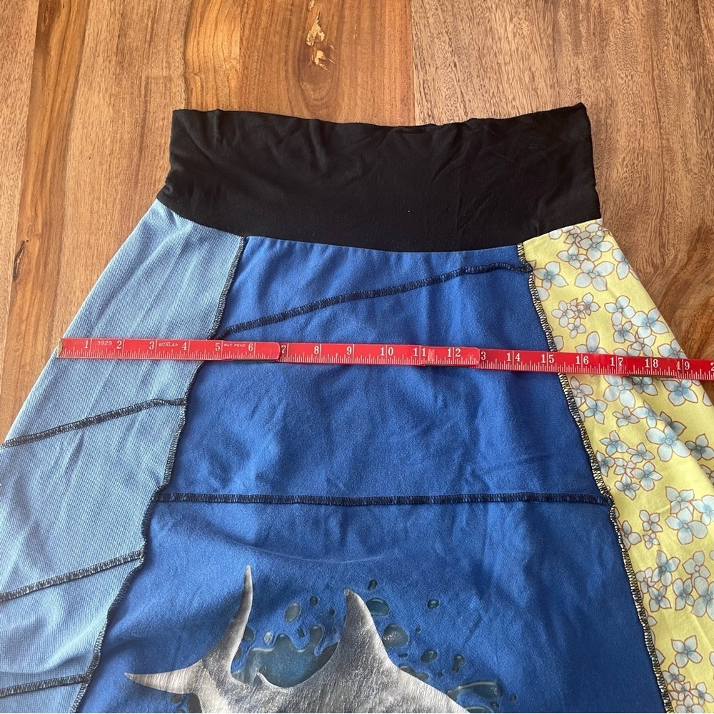 Do-Over Designs Y2K Vintage Blue Yellow Shark‎ Upcycled Tee Circle Skirt sz M - Picture 10 of 12